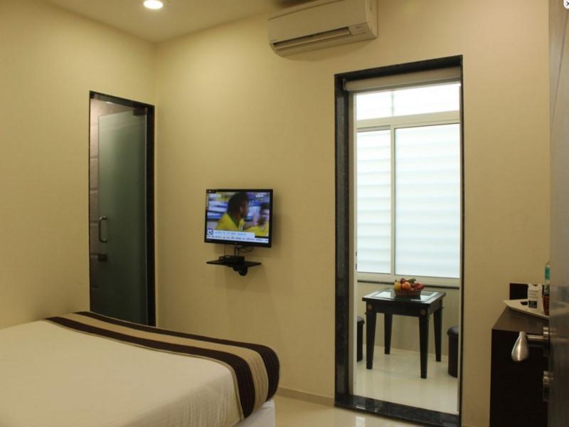 Oyo 16703 Hotel The Platinum Calcutta Extérieur photo